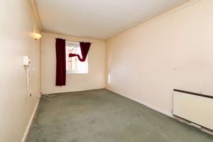 BEDROOM - click for photo gallery